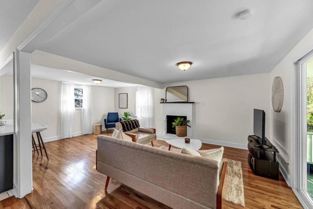 윈스턴세일럼 Fully Renovated 4 Bed Buena Vista House Near Wfu 빌라 외부 사진